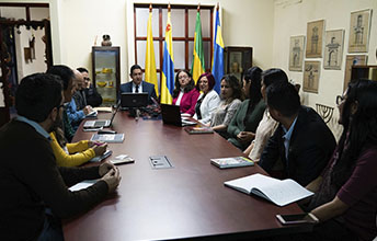 Programa de Diseño Visual recibe visita de Pares Académicos
