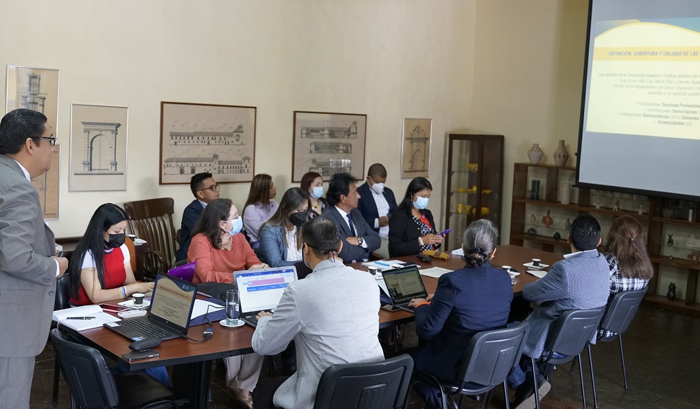 Acreditación Institucional 02
