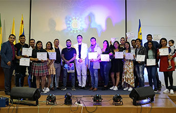 Ganadores del Concurso de Canto UNIMAYOR 2022.