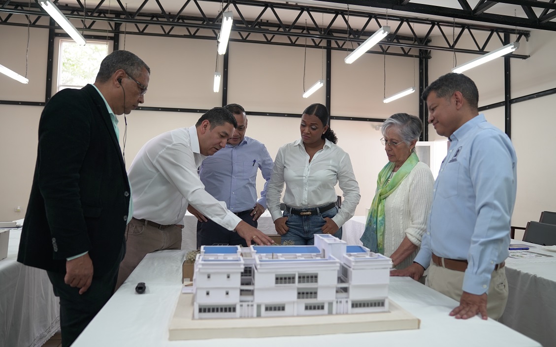 Avance Campus UNIMAYOR 01