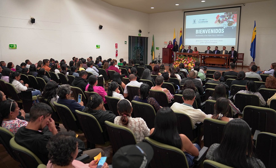 Exitoso encuentro de padres 01